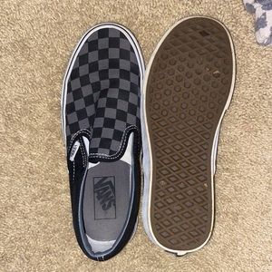 gray checkered vans